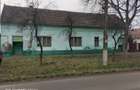 Casă cu 4 camere în Sânmihaiu German
