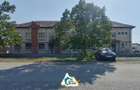 Clădire împunătoare de 540 mp pe 2 nivele în Sânnicolau Mic