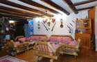 Vila de vanzare cu  7 camere  Busteni