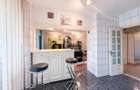 Apartament spatios de 2 camere, de inchiriat zona centrala - 11