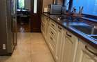 Vila deosebita 350mp, 6 camere, teren 500mp, str Sf Gheorghe, Popesti Leordeni