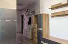 Bloc Nou, AP 3 camere, mobilat, 400$/ luna Str. Victoriei 83L - 8