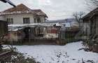Casa plan parter plus etaj, cu 3 camere, 158 mp si 6300 mp teren, zona - 4