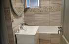 Apartament spatios 2 camere, decomandat (74 mp) Zona Centrala / Piata Sud, Resita Renovat, Mobilat & Utilat Descriere: - 4