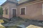 Casă cu 5 camere în Giubega - 9