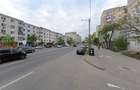 Pacurari - Garsoniera in bloc de apartamente - etaj 2 - 3