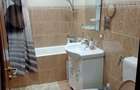 Inchiriez apartament 3 camere - 5