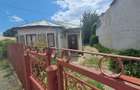 Casa batraneasca cu teren in suprafata de 1258 mp - Strada Siretului - 135 euro - 7