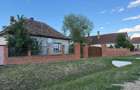 CASA DE VANZARE BOJT, Ungaria(20 km de Oradea) front stradal mare, teren 1672 MP - 1