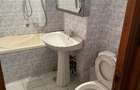 Apartament cu 4 camere decomandat în Gura Văii
