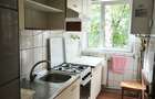 Inchiriez apartament 3 camere, semidecomandat,etaj 1. - 6