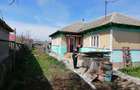 Teren cu casa suprafata totala 824 mp  - 1