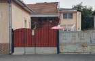 Vind casa formata din 3 apartamente - 8