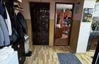 Vand apartament cu 2 camere, complet mobilat si utilat, gata de mutat. Apartamentul este potrivit pentru locuit si se vinde impreuna cu mobila. - 7