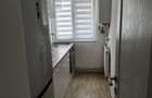 Apartament cu 3 camere semidecomandat în Micro 15