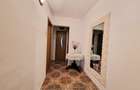 Vand apartament 3 camere Navodari