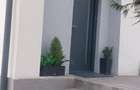 Proprietar vand vila. - 9