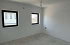 Casă cu 4 camere în Central - 6