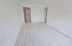 Apartament 3 camere, etaj 1, nemobilat, cu centrala, zona Bazinul de I - 10