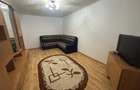 Inchiriez apartament cu 3 camere la 1 minut de Colina