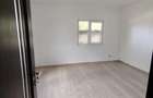 Vanzare casa LEU cu 2000mp teren - 4