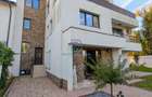 Bucurestii Noi, Laminorului, casa D+P+E+M, sup. 420mp, teren 337mp