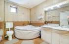 Casa cu curte | Potential pentru rezidenta sau afacere| Aparatorii Patriei - 7