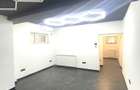 Timpuri Noi-Tineretului-Spatiu Comercial-500 EUR + 800 EUR curte - 5