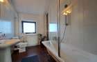 Casa cu piscina - Buftea - 8 camere - 4 bai - 620mp - 2500mp teren - 8