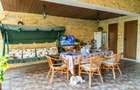 De vanzare Casa spa?ioasa in Gradi?te, Str. Vi?inului - 4
