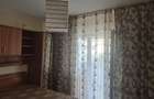 DE INCHIRIAT Apartament - 5