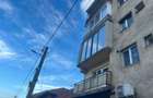Vand apartament cu 3 camere etaj 2 - 8