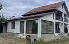 Vand casa cu etaj in Ora?eni Deal Boto?ani