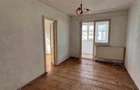 De vanzare apartament cu 2 camere si balcon, zona linistita 31000euro - 1