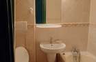 Proprietar inchiriez apartament 3 camere in Drumul Taberei. 2 min de metrou. Etaj 1. Chirie 500 Euro - 6