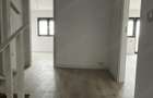 Vand duplex la cheie - suprafa?a utila este de 110 m2 , 3 dormitoare - 2