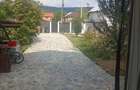 Casă cu 4 camere în Ștefănești - 13