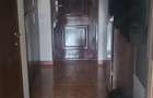 Apartament cu 3 camere semidecomandat în Central - 2