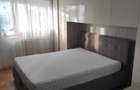 Inchiriez apartament 3 camere - 1