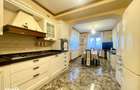 Vila 7 camere**Lake view**Ponton privat**Piscina**Teren 933 MP//Balote