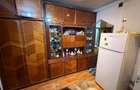 vind apartament trei camere semidecoandat