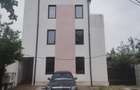 Apartament parter 95m2 plus terasa 25m. complet mobilat.7 locuri de parcare.M2.Bloc cu 8 apartamente.zona linistita. Str Godeni nr 31.S1 Bucuresti - 5