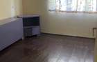 Casă cu 3 camere cu Teren 1000 Mp în Central - 2