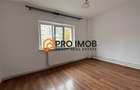 Apartament 2 camere cf 1 semidecomandat zona Brosteni