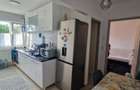 Vand apartament cu 3 camere, semidecomandat, etaj 1 - 4