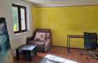 Vand casa cu teren de 2000 mp, Oras. Gaesti, Jud. Dambovita