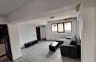 Proprietar inchiriez apartament 3 camere in vila - 3