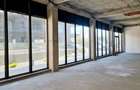Spatiu comercial de inchiriat , bloc nou, zona Mehala