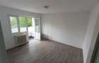 Vind apartament,3 camere - 8