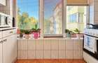 Apartament de vanzare, cu doua camere decomandat si boxa, in zona Aradului